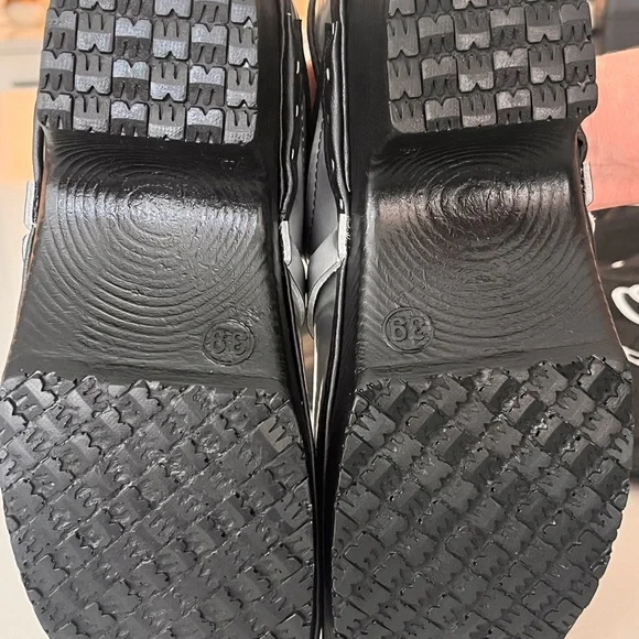 C & C-C-Swedish Silver Clogs - Picture 7 of 7